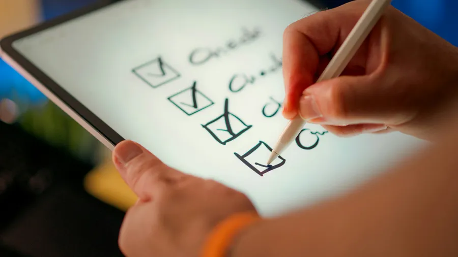 How Ticket Tracking + Digital Service Catalogues Transform Campus Facilities & Ancillary Services